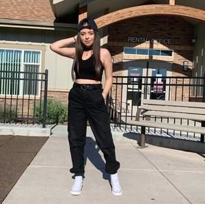 Meet your Posher, Ivania